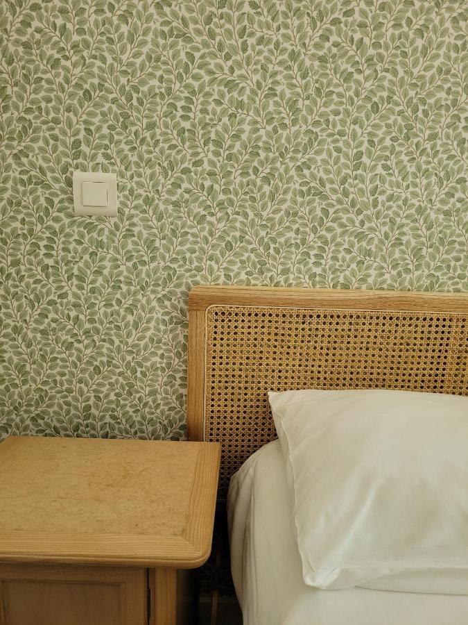 L'Appartement Des Esclargies 罗卡马杜尔 外观 照片