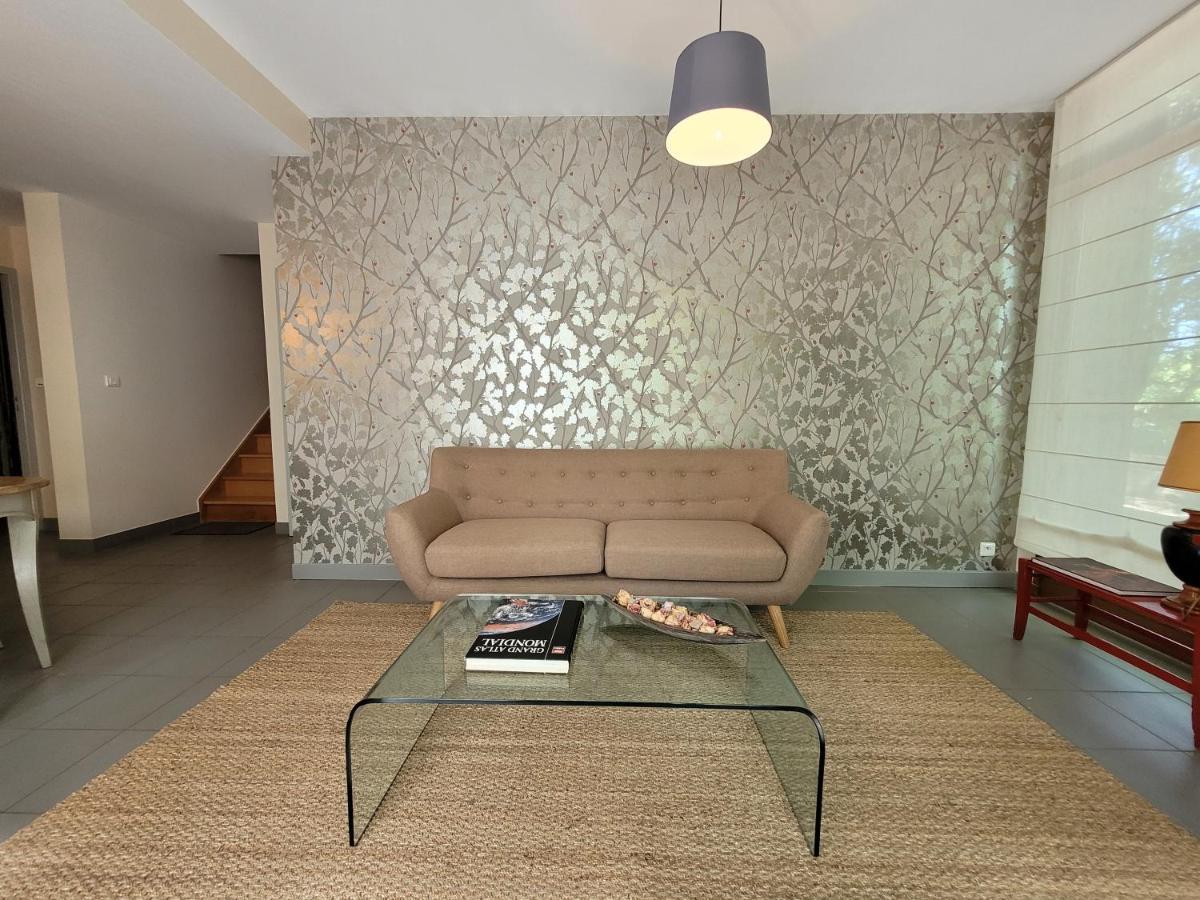 L'Appartement Des Esclargies 罗卡马杜尔 外观 照片